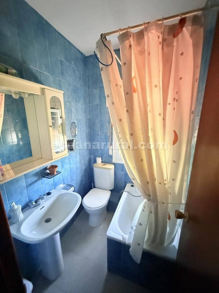 8 sovrum Finca/Hus på landet till salu i Cela med garage - 340 000 € (Ref: 10127594)