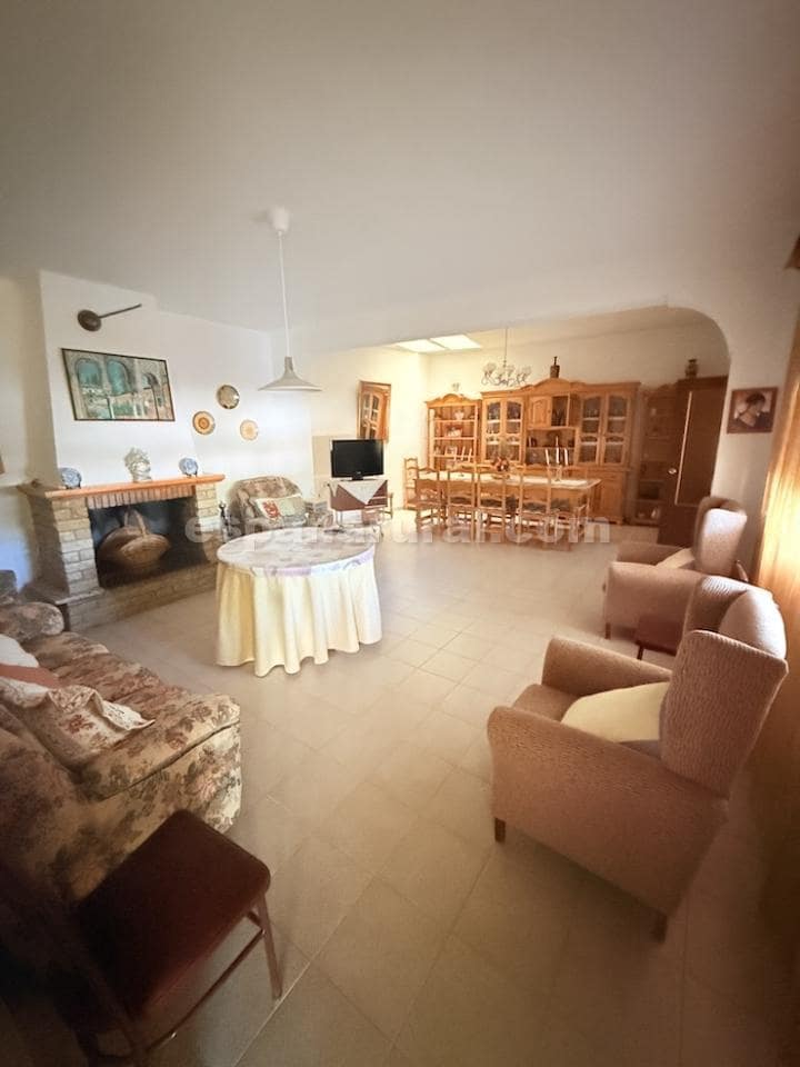 8 sovrum Finca/Hus på landet till salu i Cela med garage - 340 000 € (Ref: 10127594)