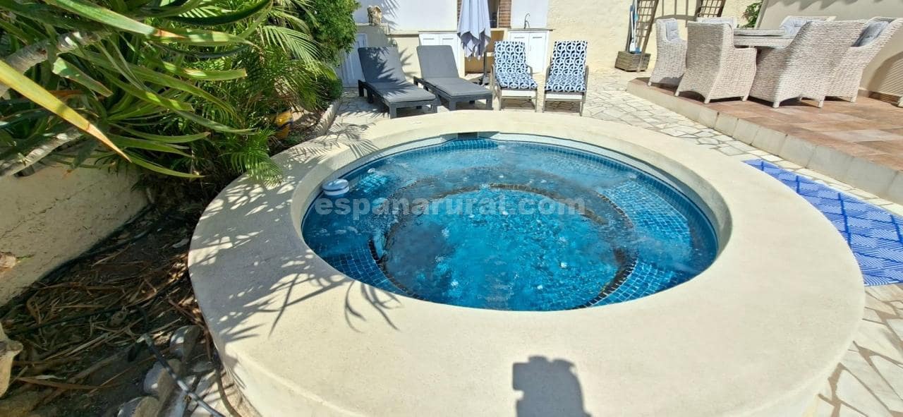 6 sypialnia Willa na sprzedaż w Mojacar z basenem garażem - 695 000 € (Ref: 10127595)