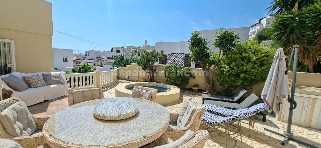 6 sypialnia Willa na sprzedaż w Mojacar z basenem garażem - 695 000 € (Ref: 10127595)