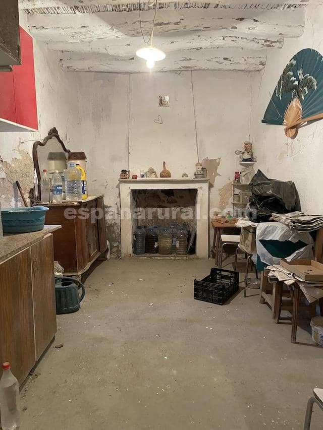 4 slaapkamer Finca/Landhuis te koop in Purchena - € 115.000 (Ref: 3120874)