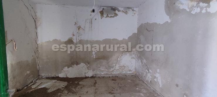 Finca/Landehus til salg i Caniles - € 42.000 (Ref: 3610834)