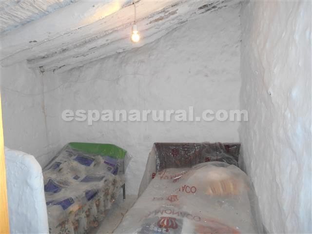 3 bedroom Finca/Country House for sale in Los Cerricos with pool - € 46,000 (Ref: 3627005)