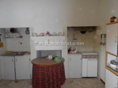 5 slaapkamer Finca/Landhuis te koop in Albox - € 55.000 (Ref: 3627060)