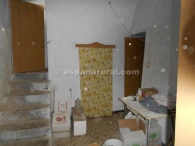 5 slaapkamer Finca/Landhuis te koop in Albox - € 55.000 (Ref: 3627060)