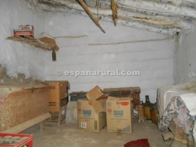 5 slaapkamer Finca/Landhuis te koop in Albox - € 55.000 (Ref: 3627060)