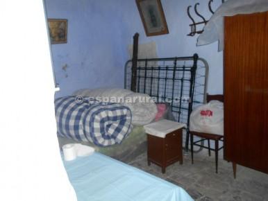 2 bedroom Finca/Country House for sale in Los Cerricos, Oria - € 27,000 (Ref: 3627080)