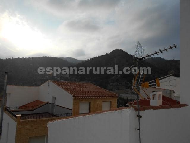 5 bedroom Townhouse for sale in Urracal with pool - € 96,000 (Ref: 3627087)