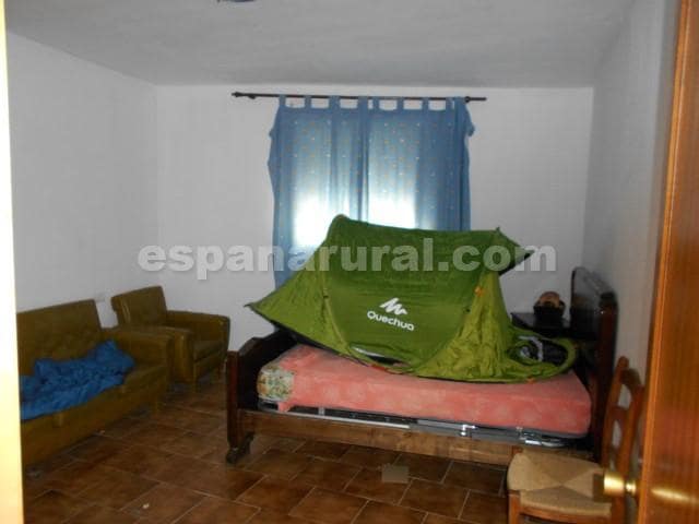 5 bedroom Townhouse for sale in Urracal with pool - € 96,000 (Ref: 3627087)