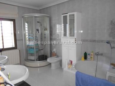 5 soveværelse Villa til salg i Urrácal med swimmingpool - € 349.950 (Ref: 3627097)