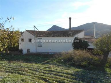 4 slaapkamer Finca/Landhuis te koop in Los Cerricos - € 119.950 (Ref: 3627184)