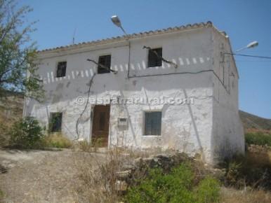 5 soveværelse Finca/Landehus til salg i Cantoria - € 74.950 (Ref: 3627187)