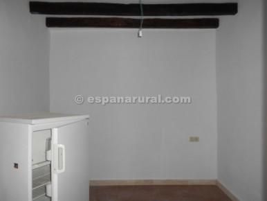 5 soveværelse Byhus til salg i Urrácal - € 96.000 (Ref: 3627268)