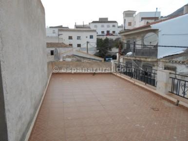 6 bedroom Townhouse for sale in Somontin - € 65,000 (Ref: 3627299)