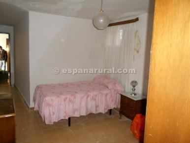 4 soveværelse Byhus til salg i Baza - € 68.000 (Ref: 3627330)