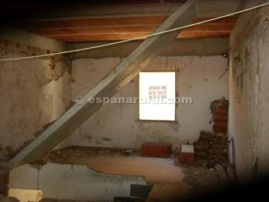 Huis te koop in Serón - € 24.000 (Ref: 3627333)