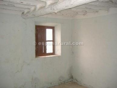 Finca/Hus på landet till salu i Baza - 124 000 € (Ref: 3627424)