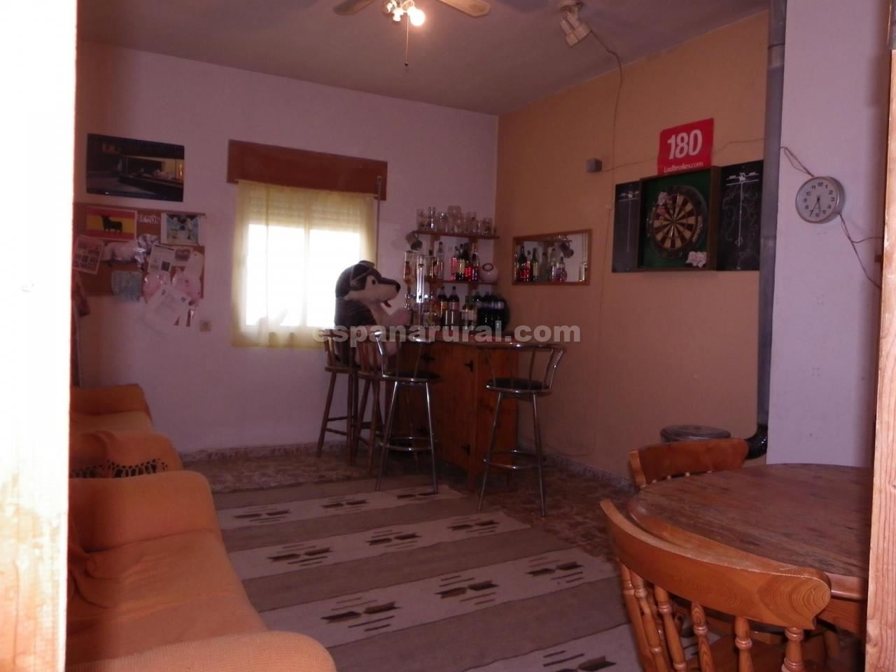 6 soveværelse Byhus til salg i Seron - € 90.000 (Ref: 3627469)