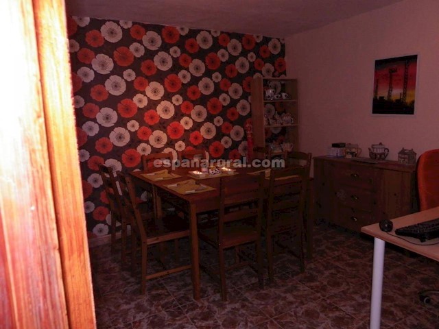 6 soveværelse Byhus til salg i Serón - € 90.000 (Ref: 3627469)