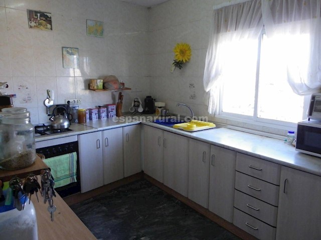 6 soveværelse Byhus til salg i Serón - € 90.000 (Ref: 3627469)