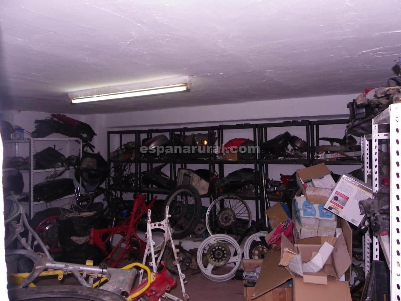 6 soveværelse Byhus til salg i Seron - € 90.000 (Ref: 3627469)