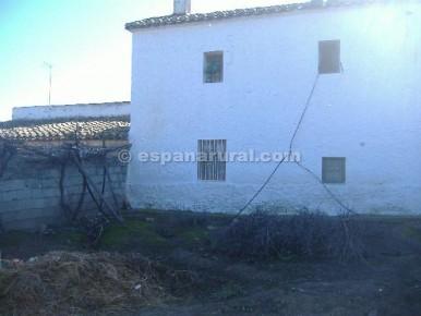 2 sovrum Finca/Hus på landet till salu i Baza - 130 000 € (Ref: 3627484)