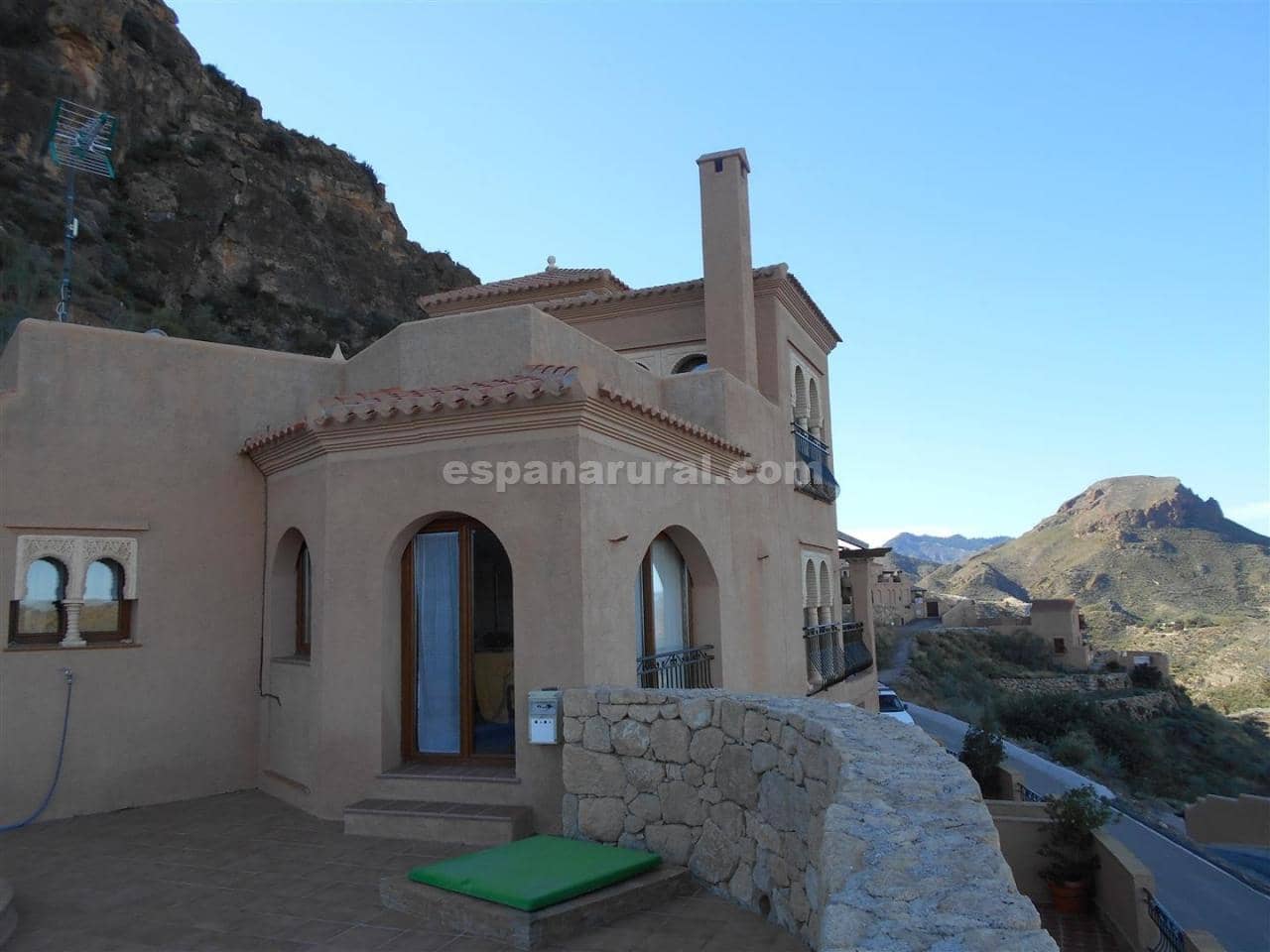 5 soveværelse Villa til salg i Turre med swimmingpool - € 560.000 (Ref: 3670187)