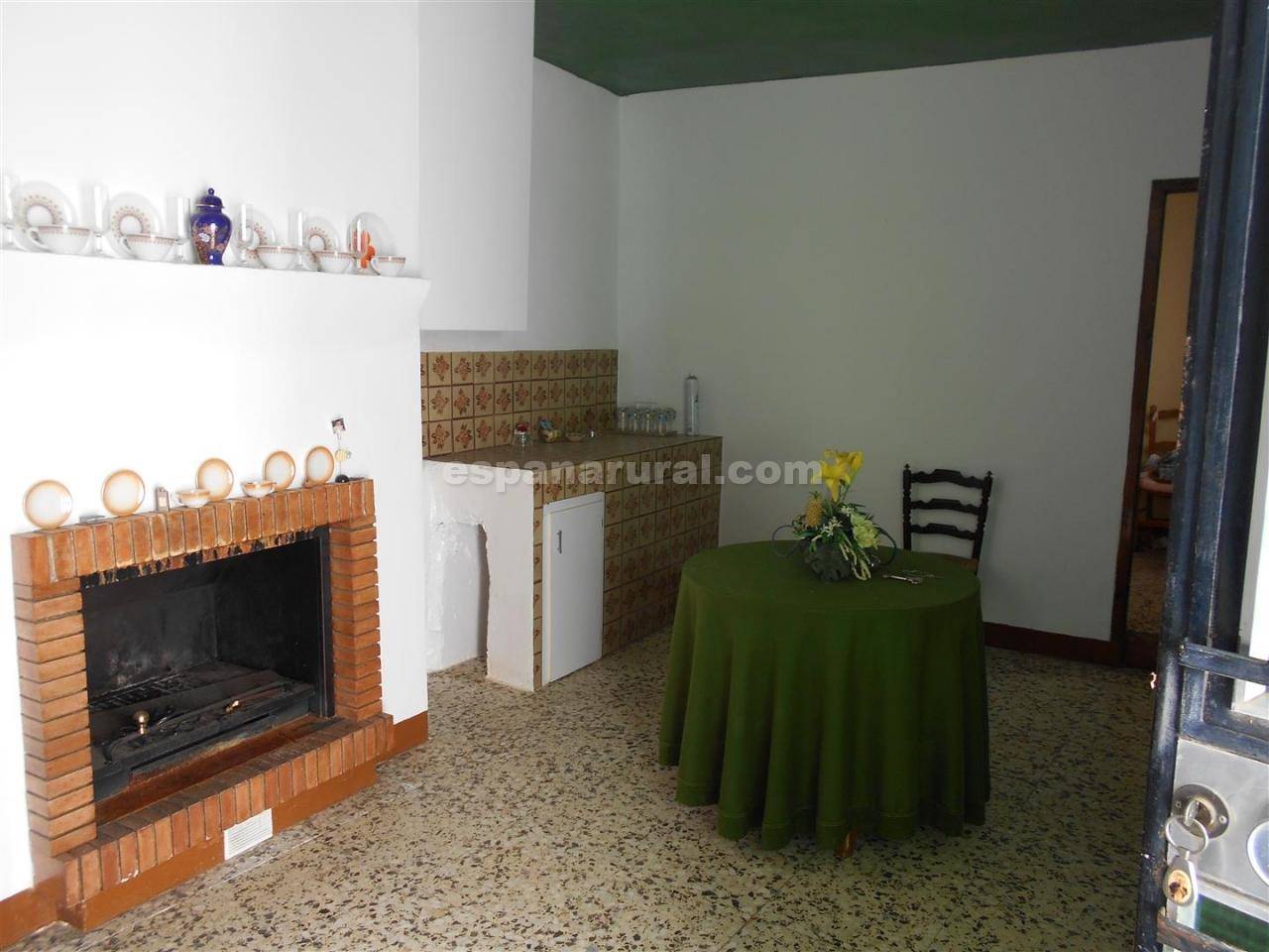 3 bedroom Finca/Country House for sale in Albox - € 97,000 (Ref: 3801386)