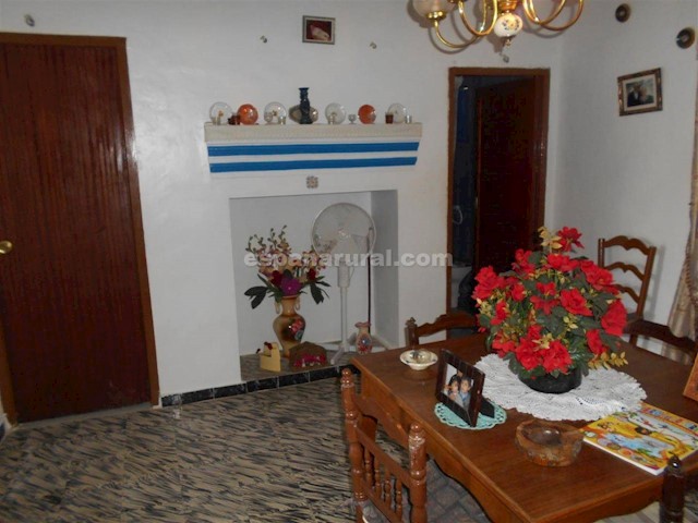 3 slaapkamer Finca/Landhuis te koop in Huércal-Overa - € 101.000 (Ref: 3833436)