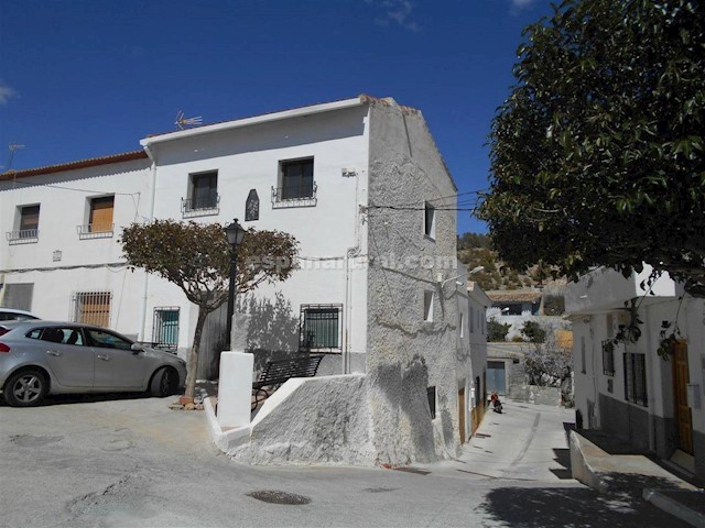 7 Zimmer Haus zu verkaufen in Lúcar - 75.000 € (Ref: 3907155)