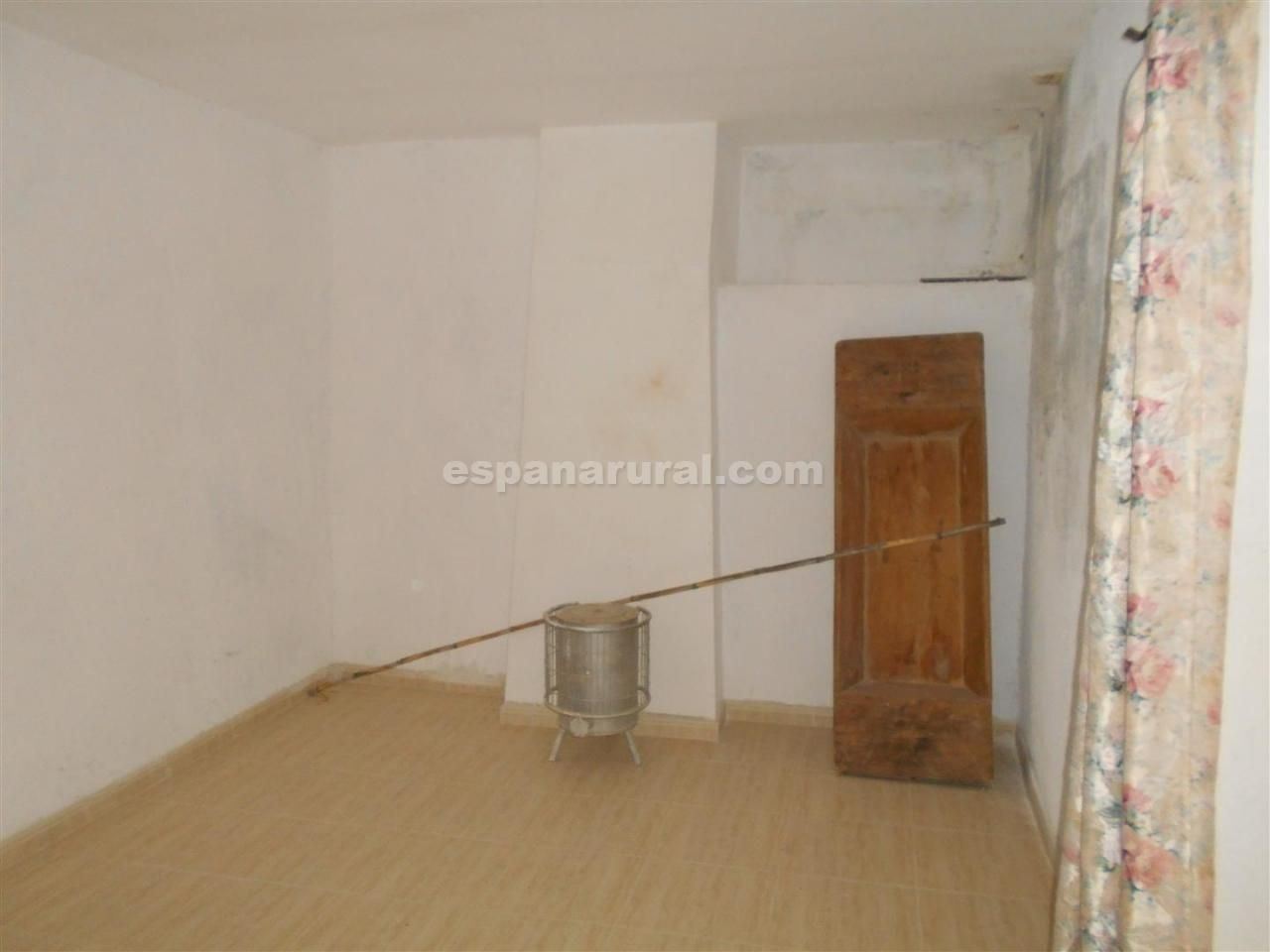 7 soveværelse Byhus til salg i Partaloa - € 86.000 (Ref: 3907156)