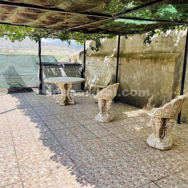 Casa de 4 habitaciones en Cela en venta con garaje - 65.000 € (Ref: 3971661)