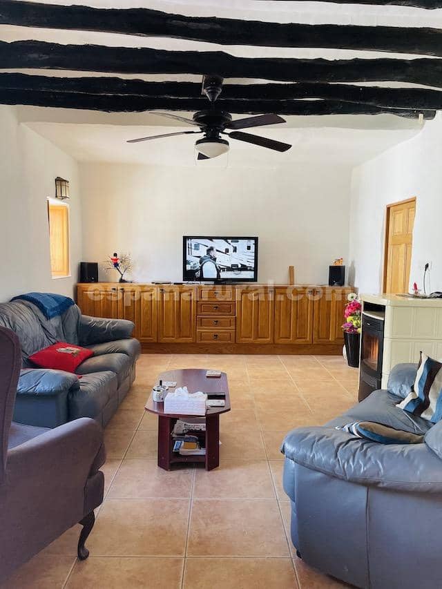 Casa de 4 habitaciones en Cela en venta con garaje - 65.000 € (Ref: 3971661)