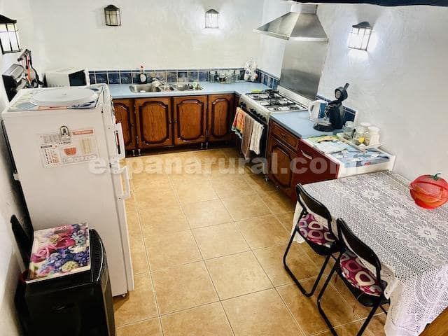 4 makuuhuone Omakotitalo myytävänä paikassa Cela, Lúcar mukana 
autotalli - 65 000 € (Ref: 3971661)