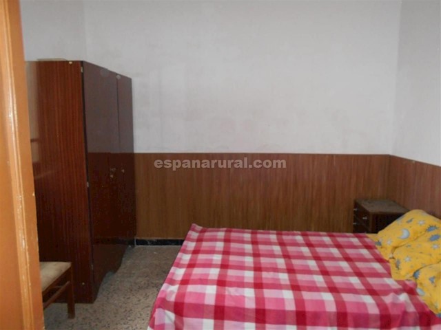 5 bedroom Finca/Country House for sale in Albox - € 116,000 (Ref: 3994952)