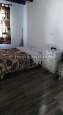 3 soveværelse Finca/Landehus til salg i Baza med swimmingpool - € 135.000 (Ref: 4014553)