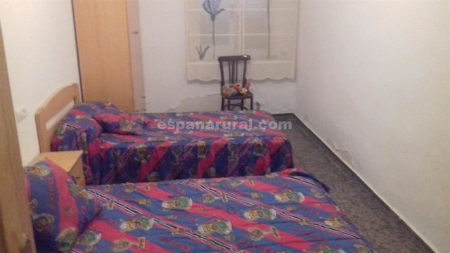 5 slaapkamer Finca/Landhuis te koop in Baza - € 249.950 (Ref: 4020869)