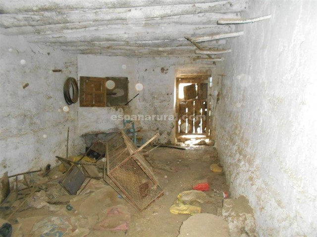 4 slaapkamer Finca/Landhuis te koop in Oria - € 36.000 (Ref: 4027413)