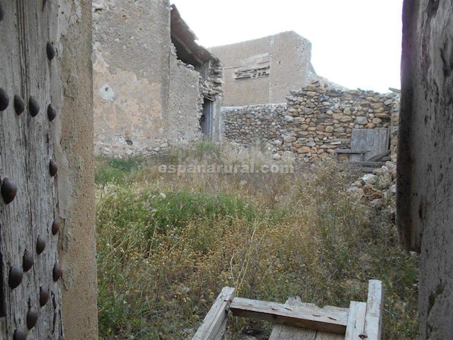 4 slaapkamer Finca/Landhuis te koop in Oria - € 36.000 (Ref: 4027413)