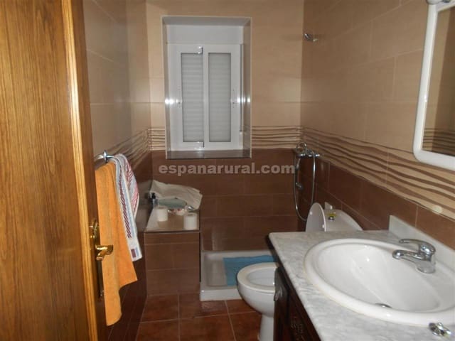 2 slaapkamer Finca/Landhuis te koop in Albox - € 66.000 (Ref: 4177287)