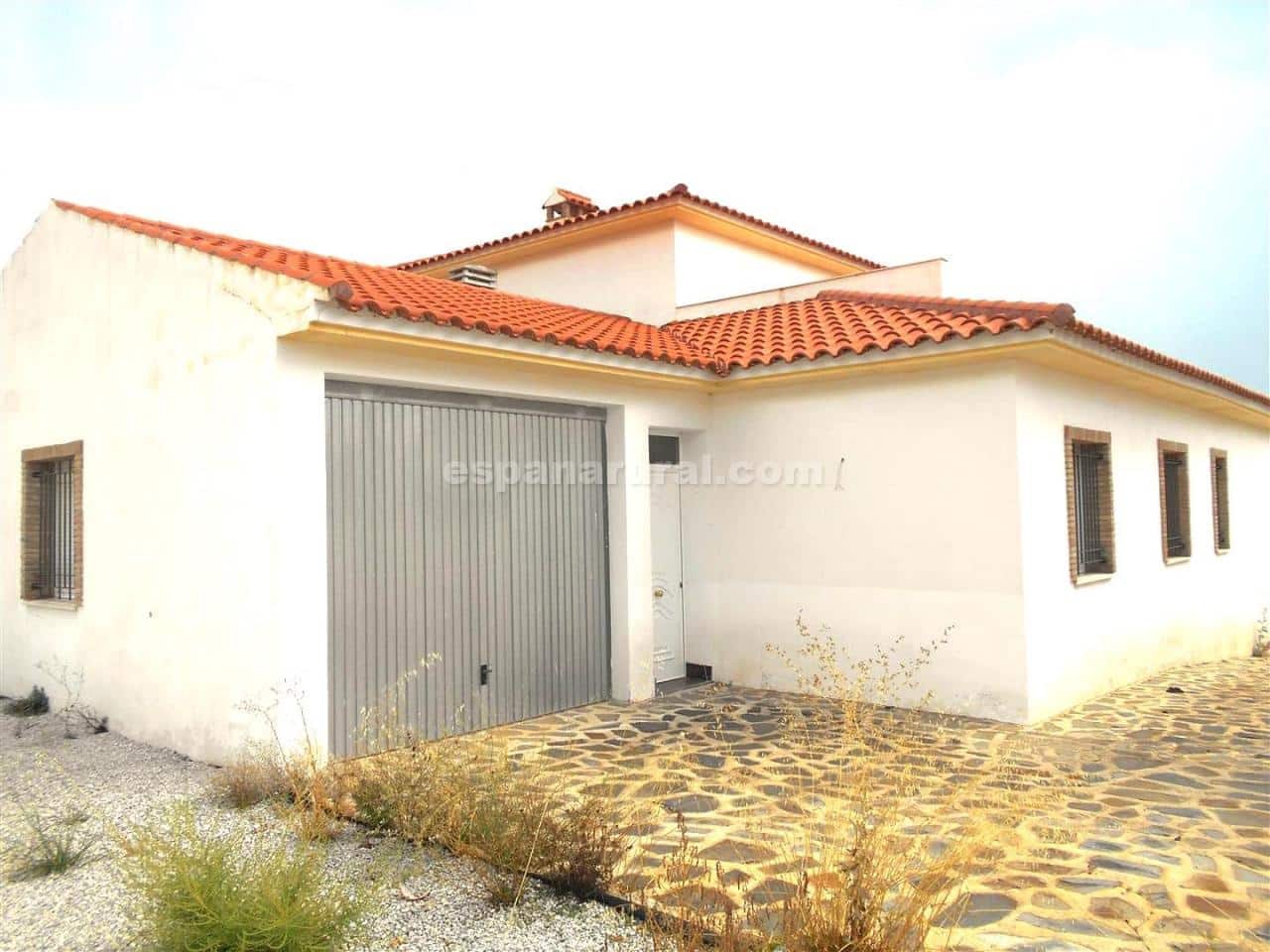 4 bedroom Villa for sale in Oria - € 175,000 (Ref: 4218070)