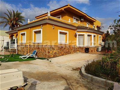 7 soveværelse Villa til salg i La Alfoquia med swimmingpool - € 450.000 (Ref: 4307624)