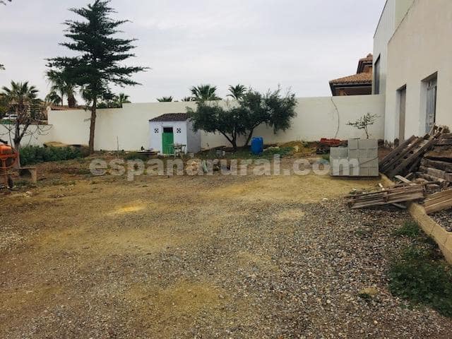 7 soveværelse Villa til salg i La Alfoquia med swimmingpool - € 450.000 (Ref: 4307624)