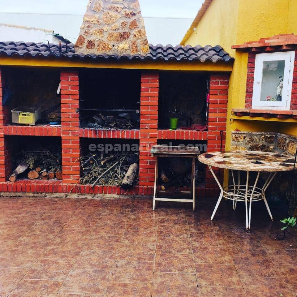 7 soveværelse Villa til salg i La Alfoquia med swimmingpool - € 450.000 (Ref: 4307624)