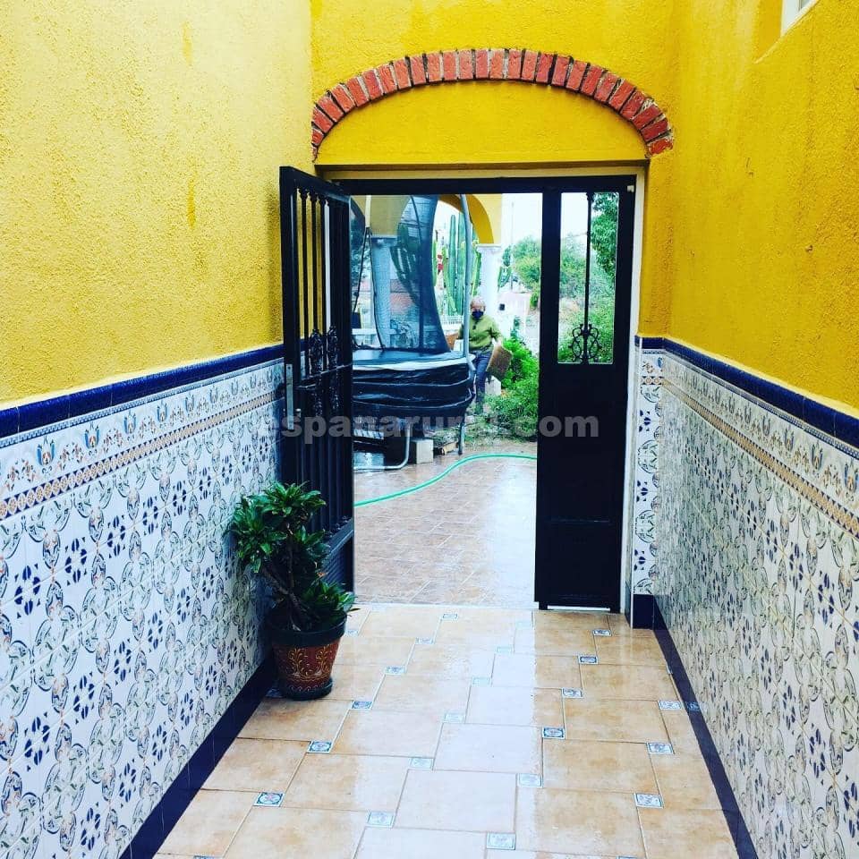 7 soveværelse Villa til salg i La Alfoquia med swimmingpool - € 450.000 (Ref: 4307624)