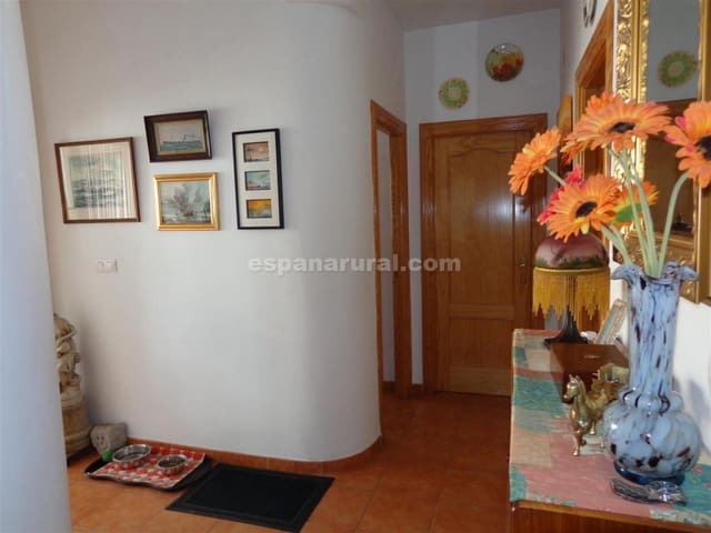 4 soveværelse Byhus til salg i Caniles - € 185.500 (Ref: 4496783)