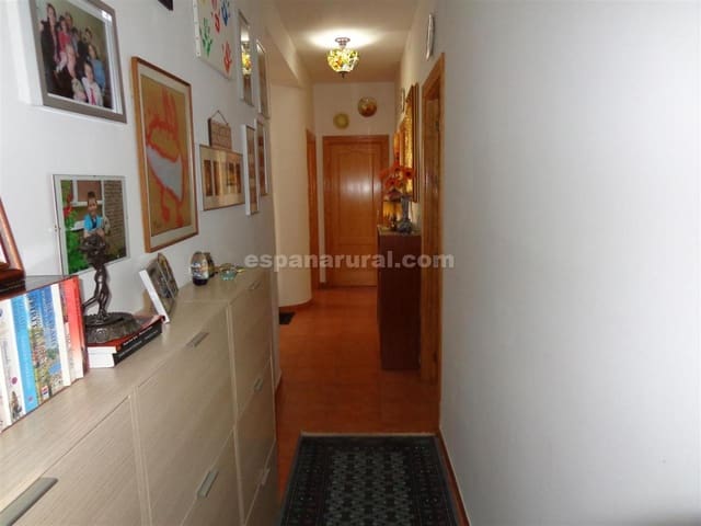 4 soveværelse Byhus til salg i Caniles - € 185.500 (Ref: 4496783)