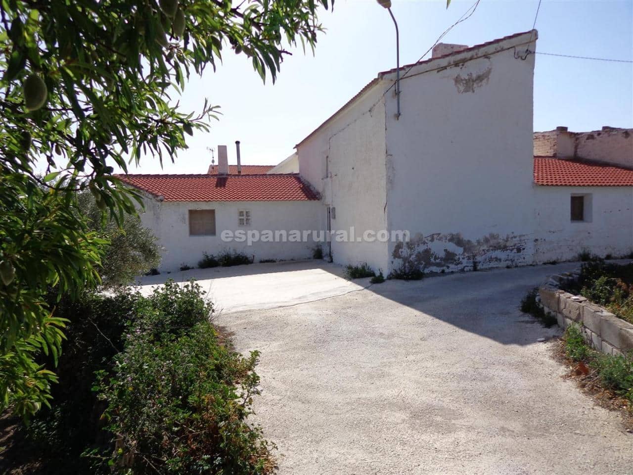 3 soveværelse Finca/Landehus til salg i Albox - € 55.000 (Ref: 4524560)