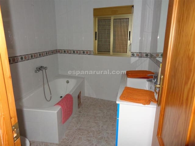 5 slaapkamer Huis te koop in Pocicas, Albox - € 102.000 (Ref: 4524561)