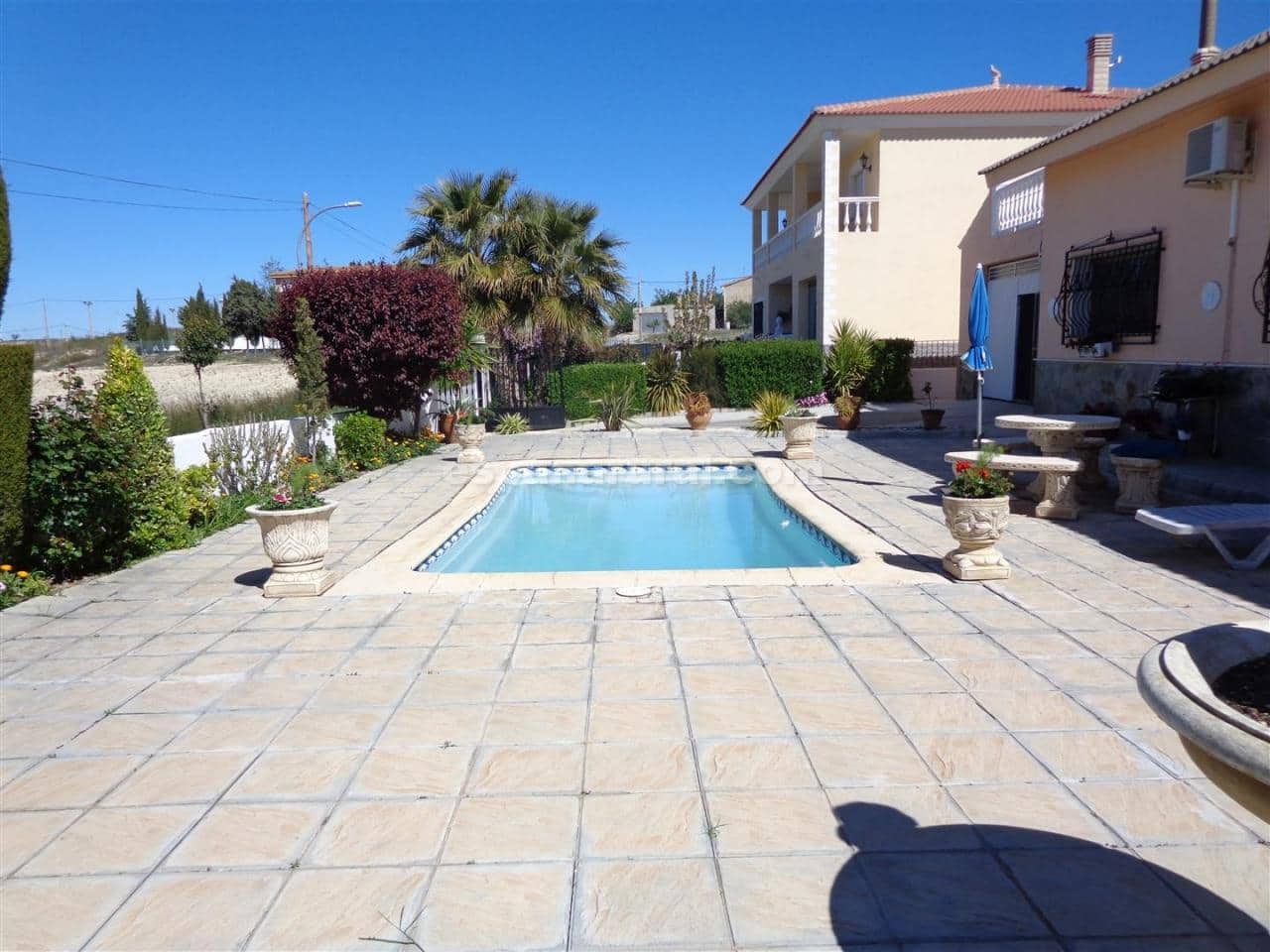 5 soveværelse Finca/Landehus til salg i El Hijate med swimmingpool - € 229.950 (Ref: 4561666)